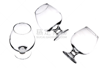 玻璃杯,威士忌,三个物体,饮料,倾斜视角,葡萄酒,背景分离,餐具,葡萄酒杯,背景