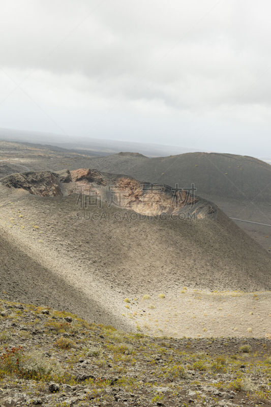 火山,迈特峰,timanfaya national park,兰萨罗特岛,火山口,垂直画幅,地形,贫瘠的,无人,大西洋群岛