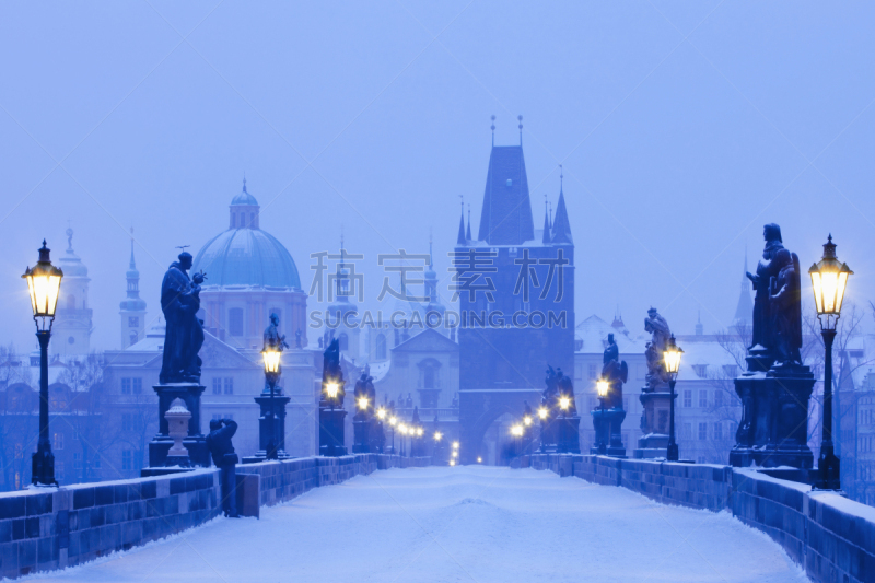 布拉格,查理大桥,布拉格老城,艺术,灯笼,水平画幅,雪,无人,东欧,早晨