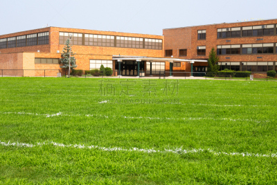 学校,建筑外部,外立面,水平画幅,无人,草坪,户外,草,知识,建筑物门