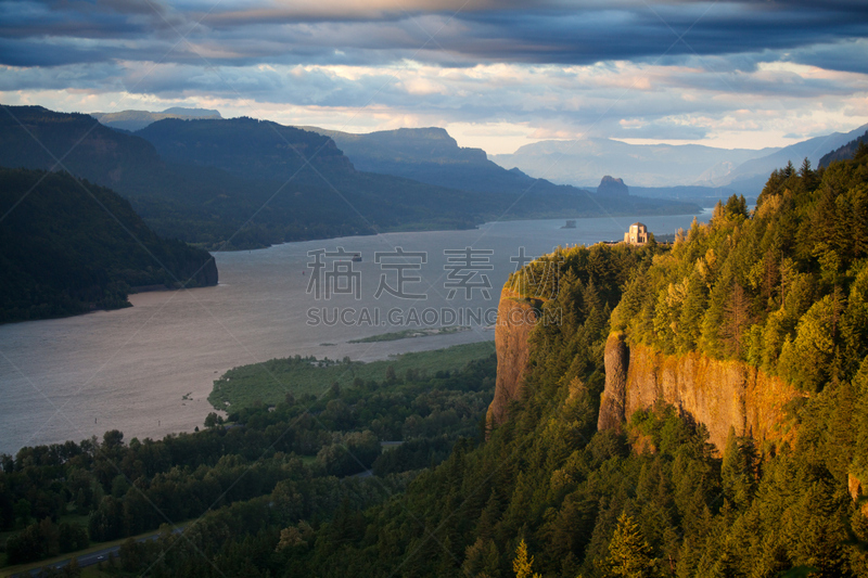 俄勒冈州,地形,王冠岬,哥伦比亚河,水,天空,留白,俄勒冈郡,沟壑,水平画幅