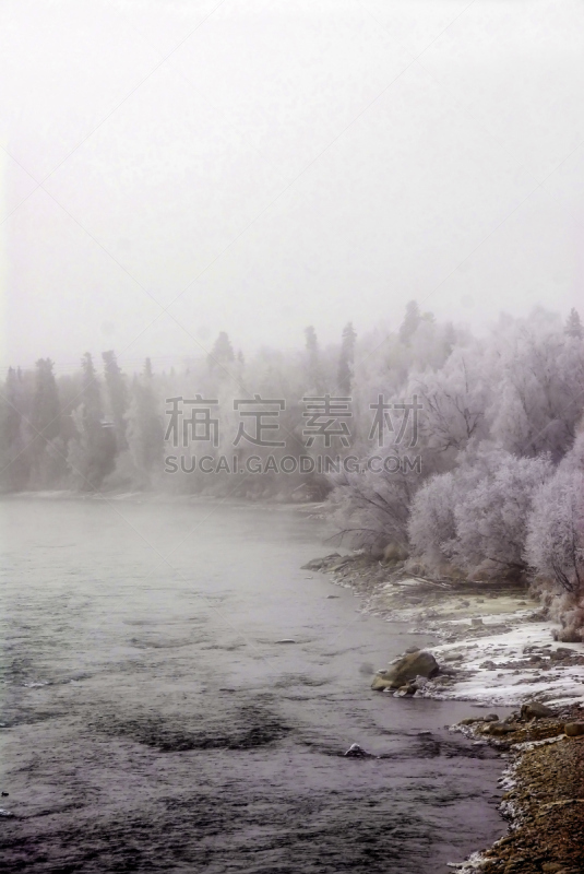 河流,雾,冰块,基耐,垂直画幅,水,休闲活动,雪,无人,户外