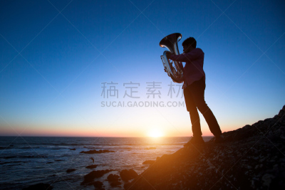 大号,音乐人,海洋,海岸线,岩石,艺术家,风,艺术,水平画幅,进行中