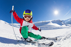 滑雪运动,乐趣,雪,白昼,小的,日光,滑雪度假,滑雪雪橇,滑雪坡,运动头盔