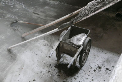 游泳池,湿,独轮手推车,水泥,塞满了的,空的,水,水平画幅,建筑业,校对