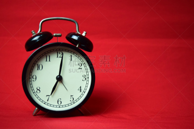 7时,钟,红色背景,秒针,商务,一个物体,背景分离,倒计时,指示棒,交易屏