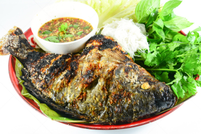 格子烤肉,蔬菜,罗非鱼,白色,餐具,水平画幅,无人,膳食,海产,泰国