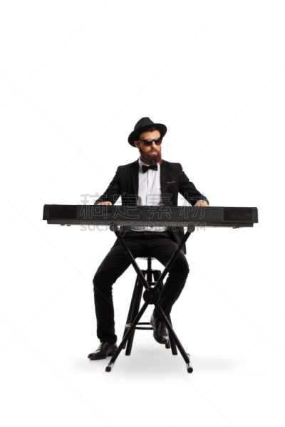 进行中,音乐人,男性,钢琴键,数字化显示,背景分离,艺术家,仅男人,肖像,一个人