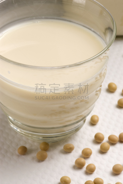 豆奶,垂直画幅,图像聚焦技术,选择对焦,素食,无人,有机食品,玻璃杯,生食,豆科植物