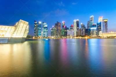都市风景,金融区,商务,办公大楼,新加坡市,鱼尾狮,滨海湾 ,廊柱,水,水平画幅