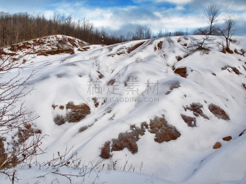 荒地,雪,布鲁斯小道,铁矿,拼块地形,天空,留白,水平画幅,无人,岩层