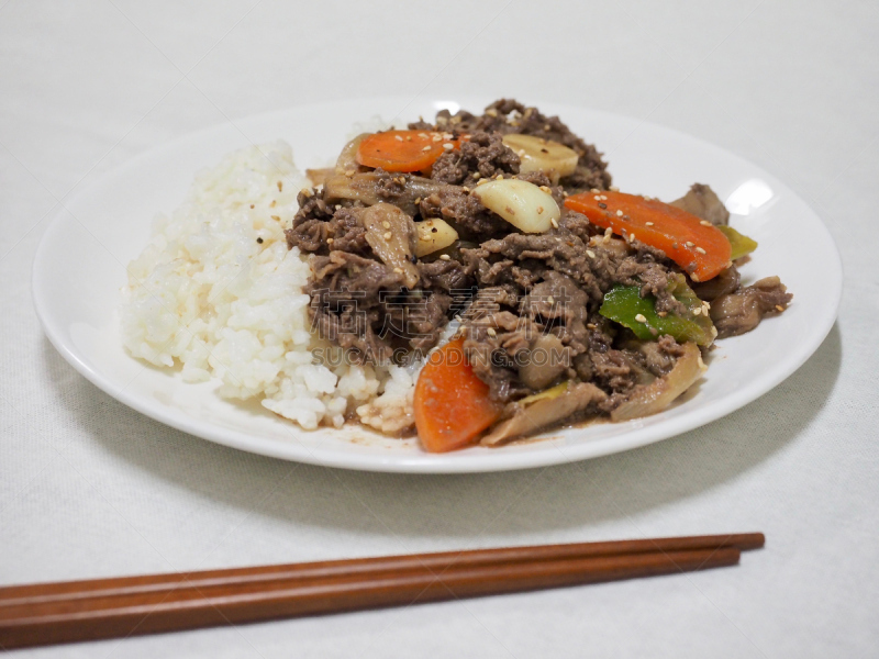 韩式烧牛肉,东方食品,米,在上面,碗,牛肉烩饭套餐,后背箱聚会,烧肉,野餐烤牛肉,朝鲜的新年