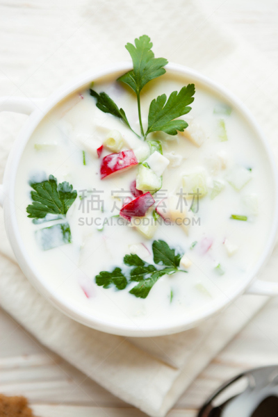夏天,酸奶,汤,奶酒,汤碗,酸乳酒,餐具,垂直画幅,奶制品,奶油