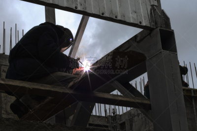 人,面罩,水平画幅,焊工,忙碌,金属,仅男人,仅成年人,建筑业,职业