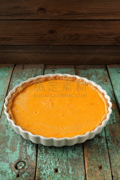 南瓜派,清新,橙色,自制的,白色,圆形,色彩鲜艳,奶酥盘,垂直画幅,高视角