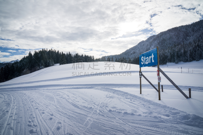 冬天,山脉,lake spitzingsee,越野滑雪,巴伐利亚阿尔卑斯山区,起跑线,天空,水平画幅,雪,无人