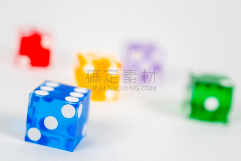 数字5,骰子,白色,在上面,彩色图片,选择对焦,水平画幅,进行中,风险,组物体