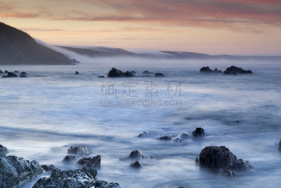 康沃尔,雾,水平画幅,无人,英格兰,岩层,户外,戏剧性的天空,气候与心情,海滩