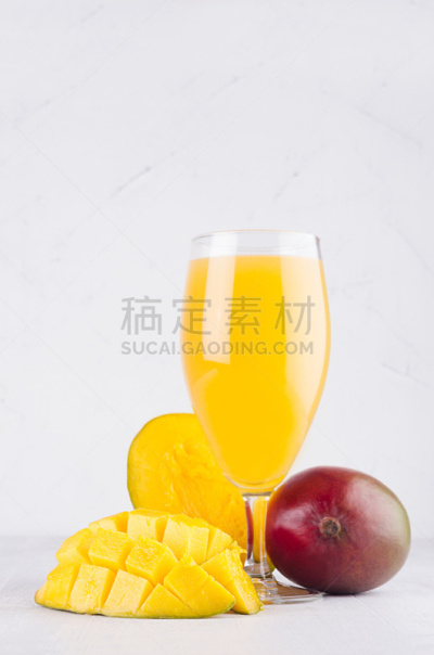 果汁,熟的,鸡尾酒,高雅,垂直画幅,清新,夏天,柔和,轻的,切片食物