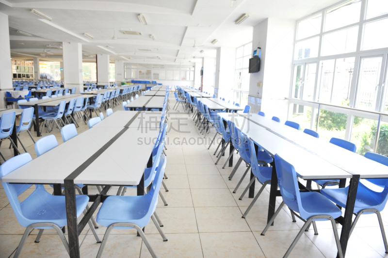 学校,茶水间,窗户,咖啡馆,成一排,桌子,水平画幅,无人,椅子,蓝色
