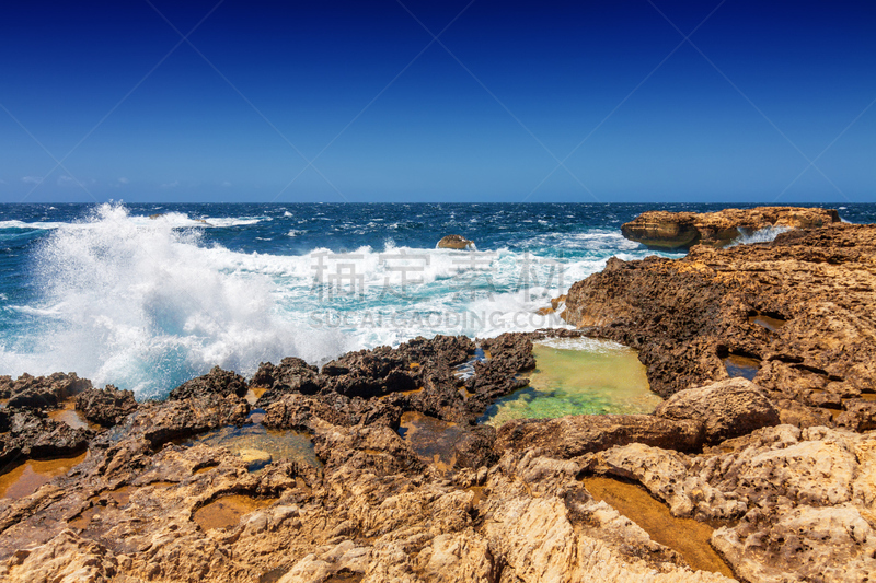 德维拉,戈佐岛,马耳他,岩石,波浪,海滩,海湾,水,天空,美