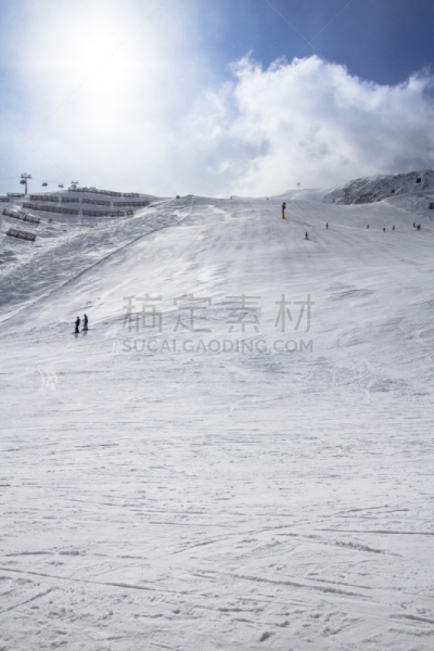 Beatifull slope in the Alps