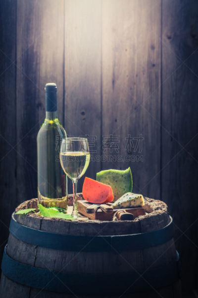 奶酪,白葡萄酒,芳香的,清新,留白,垂直画幅,葡萄酒,葡萄酒厂,奶制品,无人