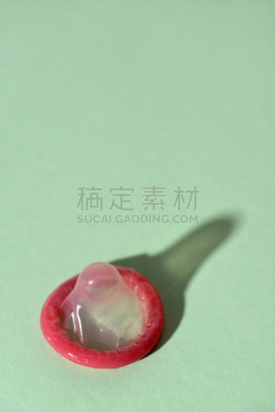 绿色背景,卷边裤,妓院,性教育,性传染病,避孕品,艾滋病,欲望,艾滋病病毒,性和生殖