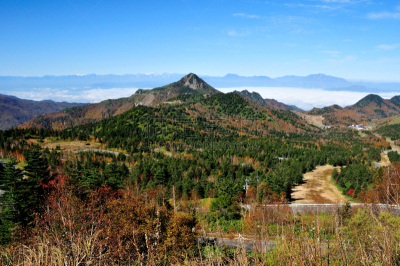 長野県　秋の志賀高原　横手山の紅葉と雲海