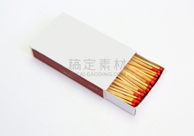 火柴盒,开着的,白色背景,水平画幅,无人,家庭生活,特写,硫磺,火柴棍,一个物体