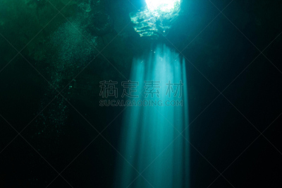 沼穴,水肺潜水,激光,在下面,阳光光束,一只动物,进口标志,圣泉,岩洞探索,极限运动观点