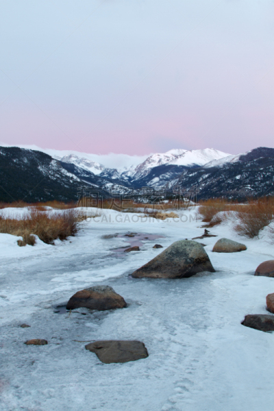 冬天,大汤普森河,埃斯蒂斯帕克,大陆分水岭,雪山,垂直画幅,美国,地形,雪,无人