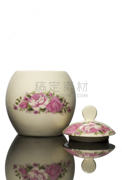 白色背景,式样,锅,垂直画幅,器材箱,古老的,古典式,甜点心,白色,容器