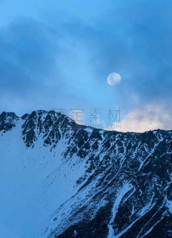 月亮,库克山,垂直画幅,天空,留白,雪,无人,曙暮光,户外,山