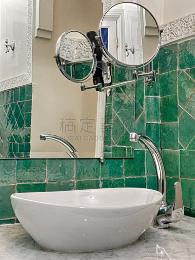 水槽,麦地那区,宾客,宾馆套房,垂直画幅,水,古老的,金属,居住区,现代