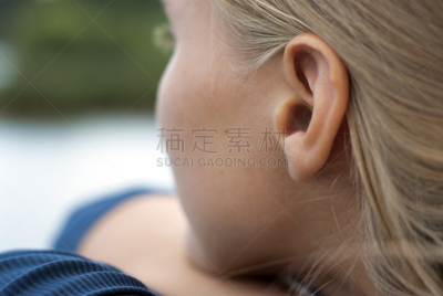 肖像,人的耳朵,耳状报春花,特写,美,洞,水平画幅,易接近性,美人,白人