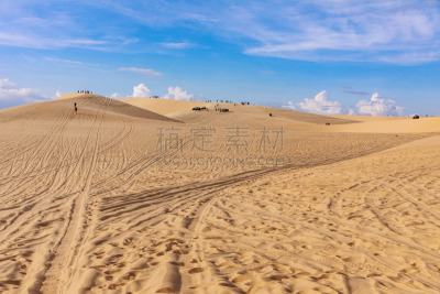 天空,沙丘,蓝色,太阳,背景,组物体,路,在上面,云,关闭