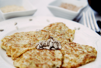 胡瓜,面粉,健康食物,薄烤饼,一个物体,鸡蛋,奶制品,全麦,蔬菜,立陶宛共和国