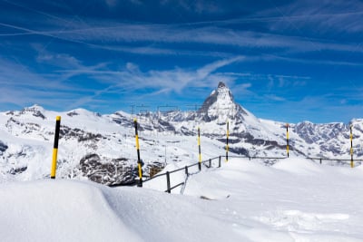 马特洪峰,瑞佛系湖,策尔马特,雪,瑞士阿尔卑斯山,著名景点,湖,户外,天空,旅行者