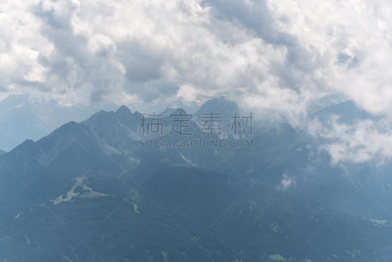 徒步旅行,诺得克依特山,天空,水平画幅,高视角,无人,因斯布鲁克,户外,卡尔文德尔山脉,云景