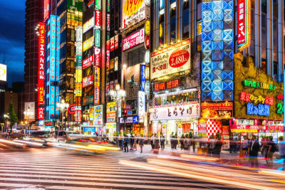 新宿区,东京,夜生活,日本,涉谷区,电子广告板,霓虹色,城市游,林荫路,未来