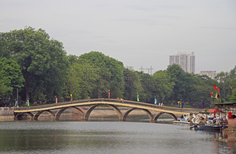 湖,河内,桥,市区,水,天空,休闲活动,古老的,石材,都市风景