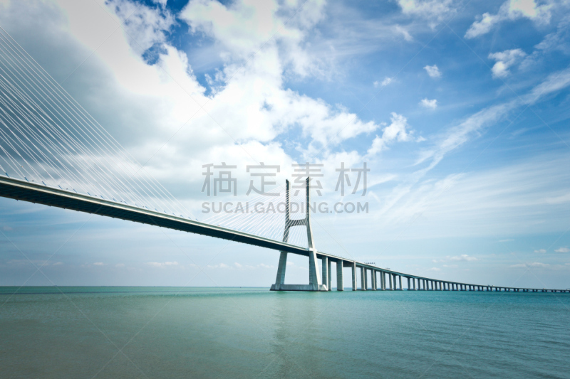 瓦斯科·达·伽马大桥,桥,云,长的,水,水平画幅,建筑,无人,欧洲,里斯本