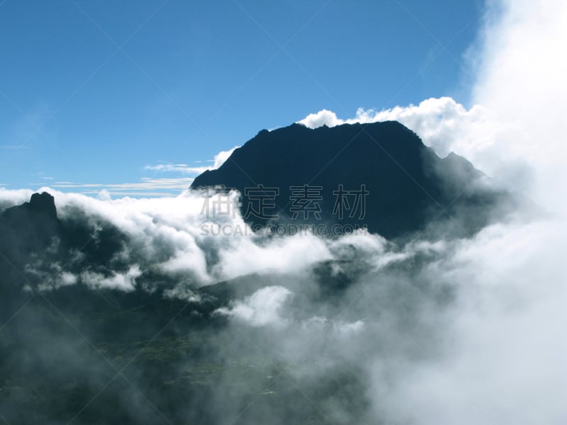 内日峰,马法提环岛,垃圾填埋场,留尼汪（法属）,看风景,在上面,天空,水平画幅,云,无人