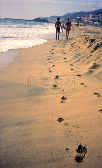 富埃特文图拉岛,沙子,脚印,巴鲁文图绛迭尔海滩,泳衣,兰萨罗特岛,垂直画幅,休闲活动,大西洋,大西洋群岛