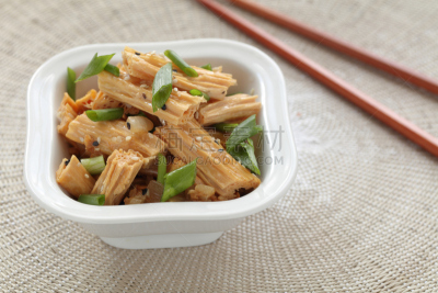 尤巴,沙拉,芝麻,小洋葱,韩国食物,蔬菜,食品,酱油,中国食品,餐具