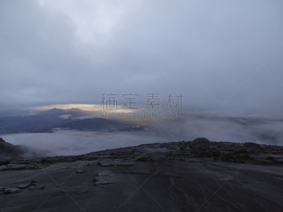山,,中加里曼丹,京那峇鲁山,哥打基纳巴卢,加里曼丹,沙巴州,马来西亚东部,婆罗洲岛,天空