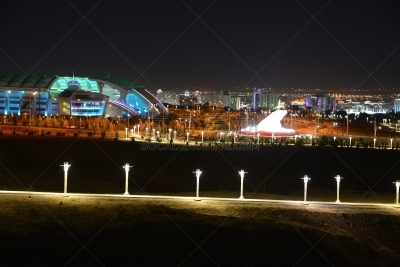 阿什哈巴德市,夜晚,城市天际线,卡拉库姆沙漠,斯大林式建筑,土库曼斯坦,路灯,纪念碑,水平画幅,无人