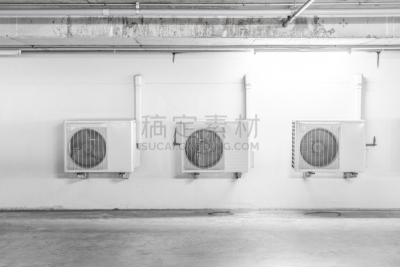 压缩机,气泵,空调,里面翻到外面,白色,围墙,风,建筑设备,铝,夏天