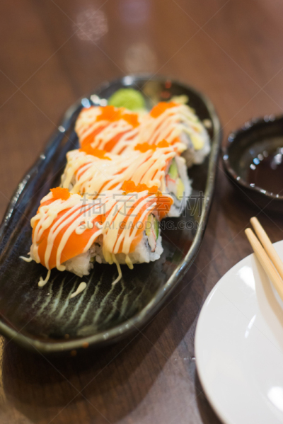 海产,日本,寿司,餐具,垂直画幅,无人,开胃品,膳食,特写,寿司卷